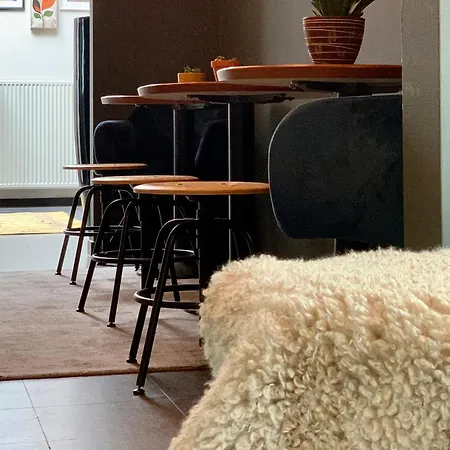 De